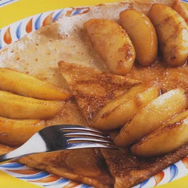 Recette crêpes aux pommes caramélisées